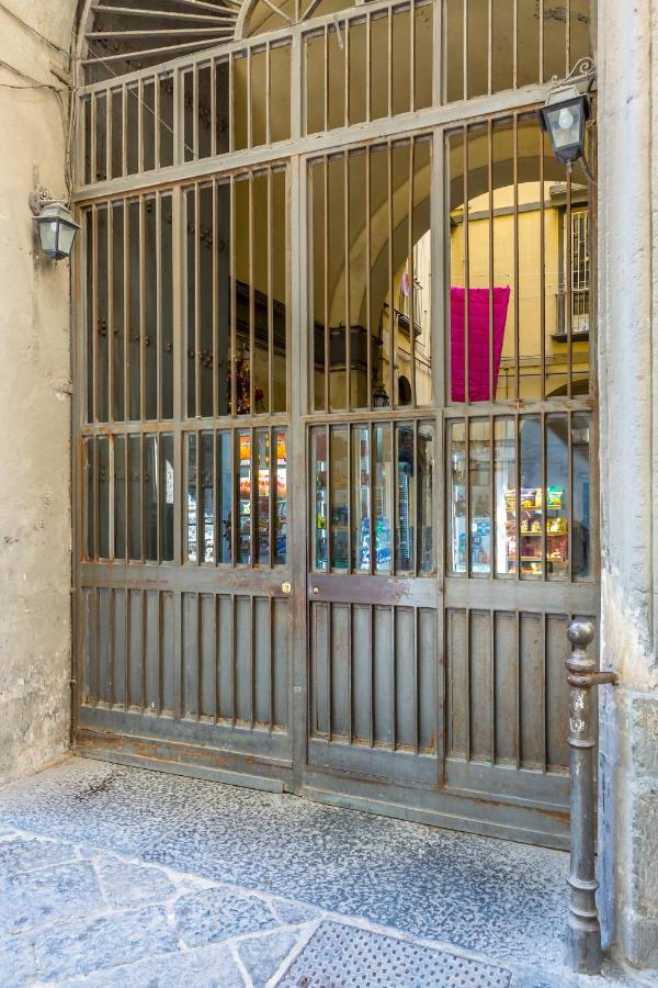 Апартаменты Umberto'S Nest At Toledo Неаполь Экстерьер фото